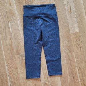 Old Navy elevate crop legging